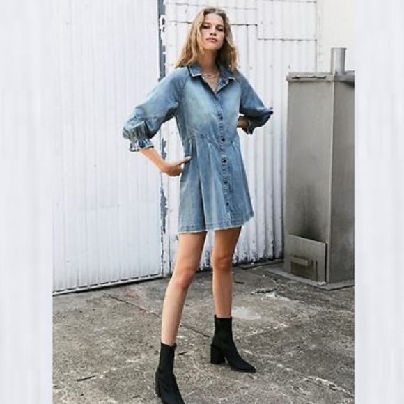 Free People Dresses & Skirts - FREE PEOPLE We The Free Hannah Denim Mini Dress
